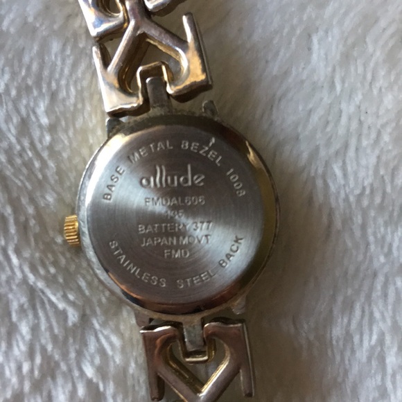 clock Allude🌷 - Picture 14 of 16